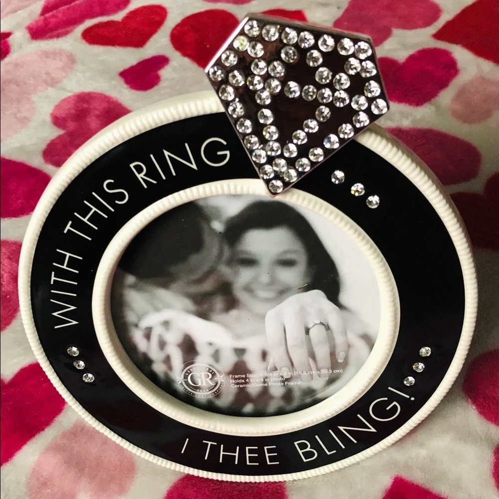 Ring Picture Frame